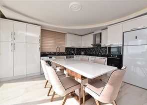 فيلا مع مسبح خاص -ضمن مجمع سكني 5 نجوم - في جيكجلي / الانيا 