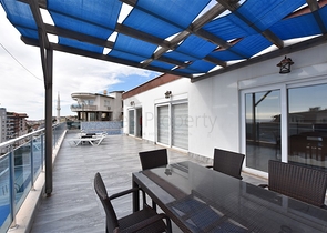 فيلا مع مسبح خاص -ضمن مجمع سكني 5 نجوم - في جيكجلي / الانيا 