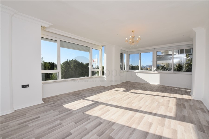 على البحر مباشرة - شقة غرفتين وصالة -مفروشة -بسعر مميز - في مهموتلار / الانيا 