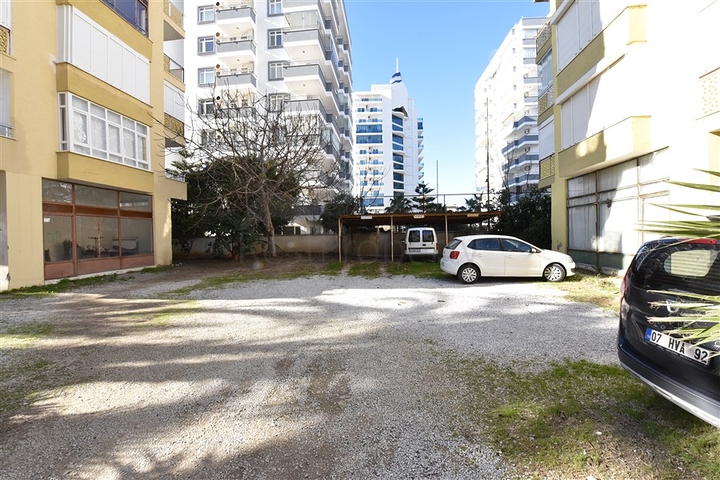 على البحر مباشرة - شقة غرفتين وصالة -مفروشة -بسعر مميز - في مهموتلار / الانيا 