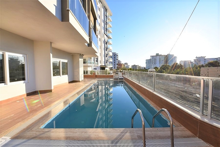 سعر مناسب - شقة جديدة تصميم 1+1 - في مهموتلار / الانيا 