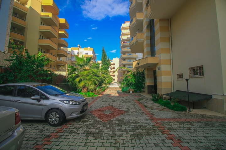 اطلالة بحر - شقة 4 غرف وصالة - في مهموتلار / الانيا 