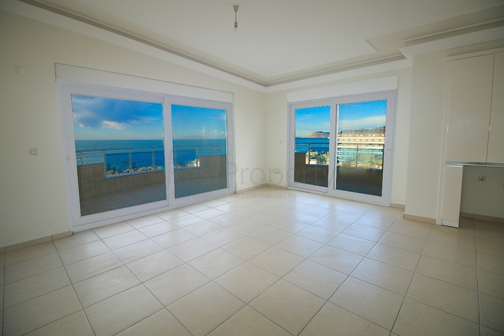 اطلالة بحر - شقة 4 غرف وصالة - في مهموتلار / الانيا 