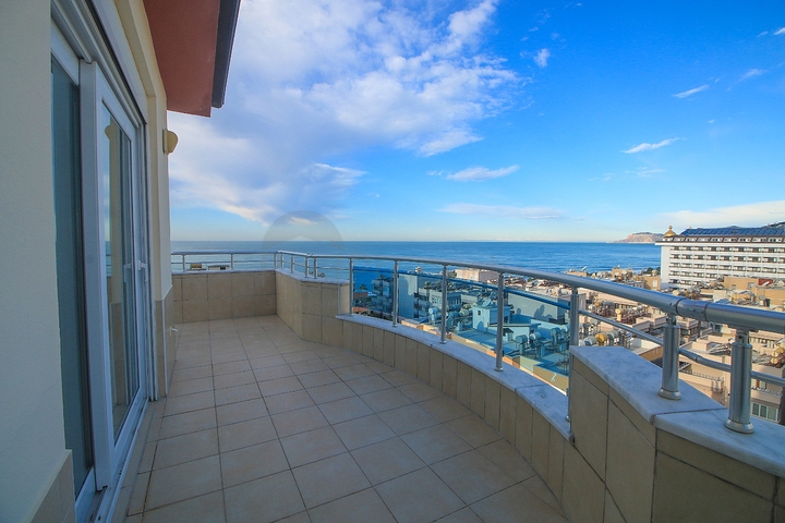 اطلالة بحر - شقة 4 غرف وصالة - في مهموتلار / الانيا 