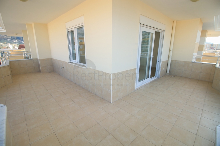 اطلالة بحر - شقة 4 غرف وصالة - في مهموتلار / الانيا 