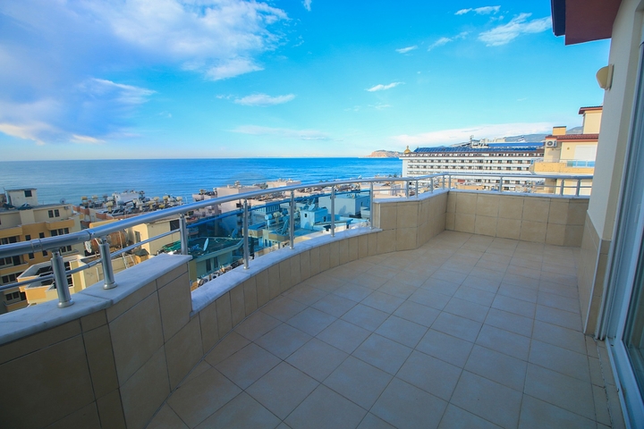 اطلالة بحر - شقة 4 غرف وصالة - في مهموتلار / الانيا 