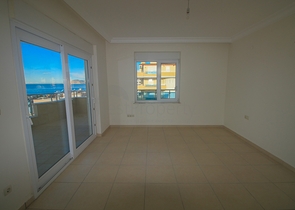 اطلالة بحر - شقة 4 غرف وصالة - في مهموتلار / الانيا 