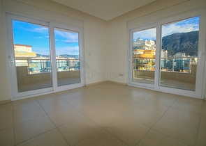 اطلالة بحر - شقة 4 غرف وصالة - في مهموتلار / الانيا 