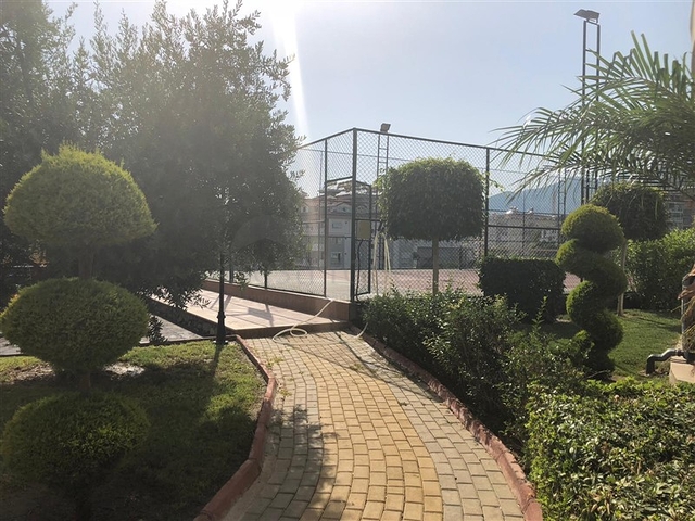 مجمع بخدمات 5 نجوم - شقة تصميم 1+1 - في منطقة جيكجلي الراقية / الانيا 