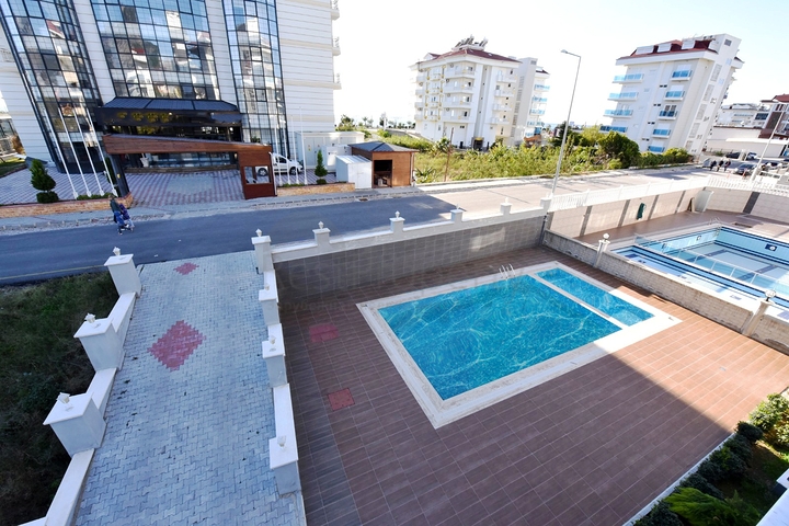 فرصة .. فرصة .. فرصة .. شقة 1+1 ضمن مجمع حديث قريب من البحر / كاستل / الانيا 