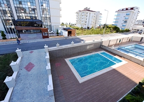 فرصة .. فرصة .. فرصة .. شقة 1+1 ضمن مجمع حديث قريب من البحر / كاستل / الانيا 