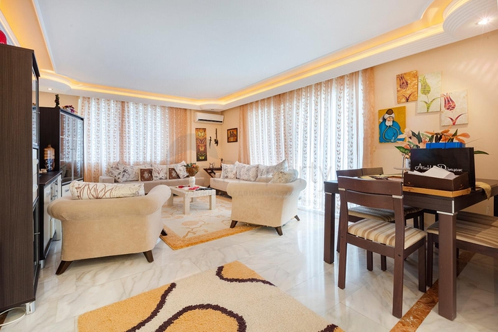 ضمن اول صف على البحر - شقة غرفتين وصالة -مفروشة - في مهموتلار / الانبا 