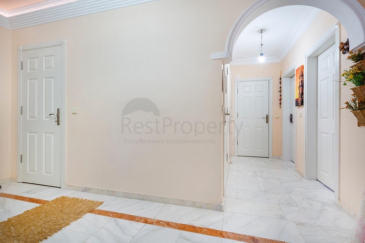 ضمن اول صف على البحر - شقة غرفتين وصالة -مفروشة - في مهموتلار / الانبا 