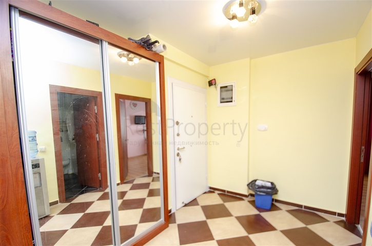 شقة واسعة  3 + 1 مع الأثاث في هورما  كونيالتي أنطاليا