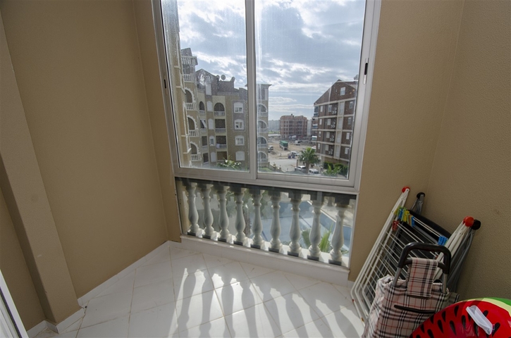 شقة واسعة  3 + 1 مع الأثاث في هورما  كونيالتي أنطاليا