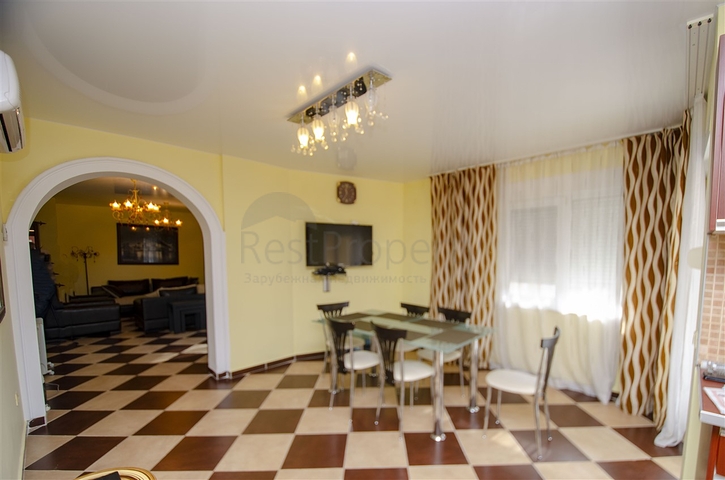 شقة واسعة  3 + 1 مع الأثاث في هورما  كونيالتي أنطاليا