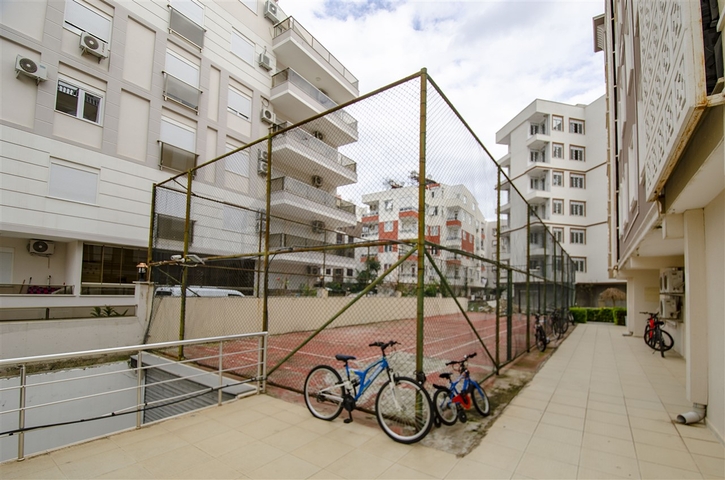 شقة واسعة  3 + 1 مع الأثاث في هورما  كونيالتي أنطاليا