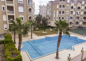 شقة واسعة  3 + 1 مع الأثاث في هورما  كونيالتي أنطاليا