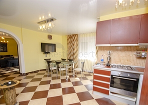 شقة واسعة  3 + 1 مع الأثاث في هورما  كونيالتي أنطاليا