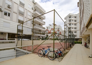 شقة واسعة  3 + 1 مع الأثاث في هورما  كونيالتي أنطاليا