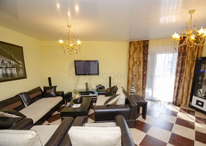 شقة واسعة  3 + 1 مع الأثاث في هورما  كونيالتي أنطاليا