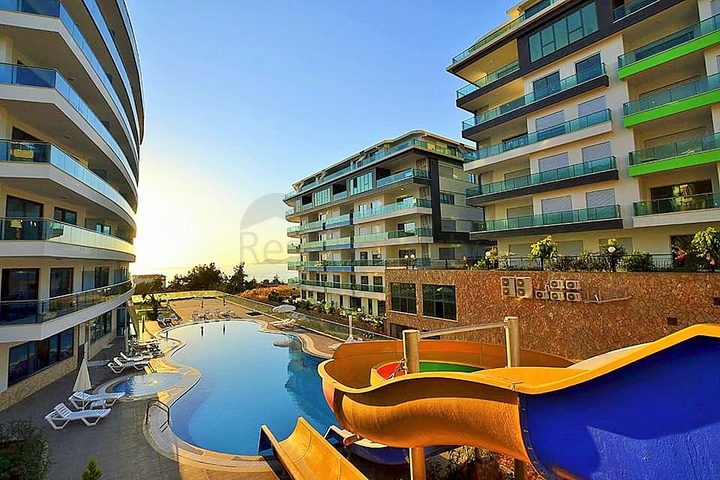 دوبلكس فاخرة - مجمع سكني حديث -قريب من الشاطئ - في كارجي جاك / الانيا 