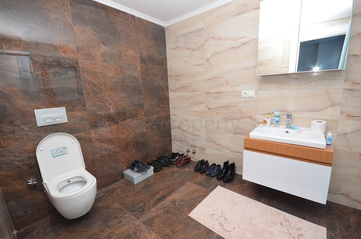 دوبلكس فاخرة - مجمع سكني حديث -قريب من الشاطئ - في كارجي جاك / الانيا 