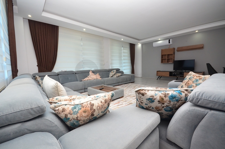 دوبلكس فاخرة - مجمع سكني حديث -قريب من الشاطئ - في كارجي جاك / الانيا 