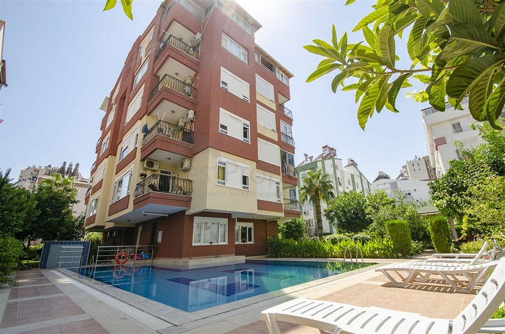 شقة بغرفة نوم واحدة في منطقة ليمان في كونيالتي