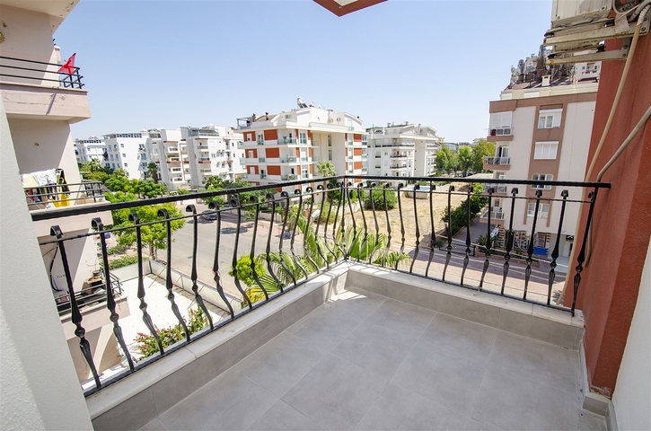 شقة بغرفة نوم واحدة في منطقة ليمان في كونيالتي