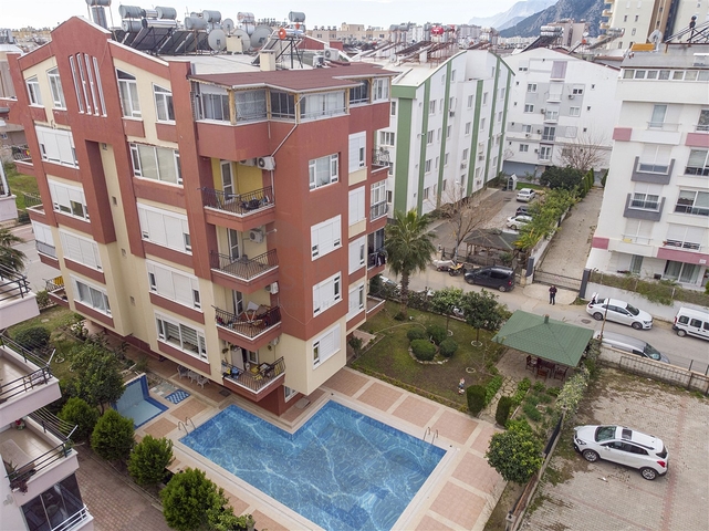 شقة بغرفة نوم واحدة في منطقة ليمان في كونيالتي