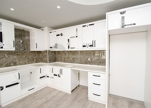 شقة بغرفة نوم واحدة في منطقة ليمان في كونيالتي