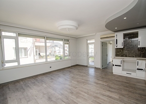 شقة بغرفة نوم واحدة في منطقة ليمان في كونيالتي