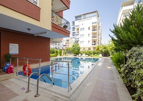 شقة بغرفة نوم واحدة في منطقة ليمان في كونيالتي