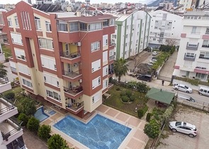 شقة بغرفة نوم واحدة في منطقة ليمان في كونيالتي