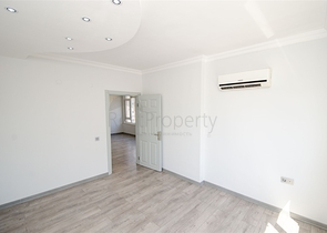 شقة بغرفة نوم واحدة في منطقة ليمان في كونيالتي