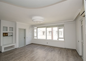 شقة بغرفة نوم واحدة في منطقة ليمان في كونيالتي