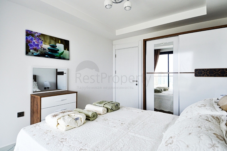 ضمن مجمع سكني حديث - شقق غرفة وصالة - مع اطلالة بحر -مهموتلار / الانيا 