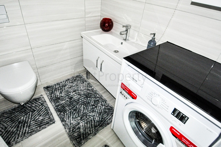 ضمن مجمع سكني حديث - شقق غرفة وصالة - مع اطلالة بحر -مهموتلار / الانيا 