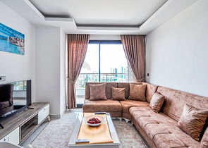 ضمن مجمع سكني حديث - شقق غرفة وصالة - مع اطلالة بحر -مهموتلار / الانيا 