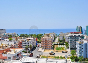 ضمن مجمع سكني حديث - شقق غرفة وصالة - مع اطلالة بحر -مهموتلار / الانيا 