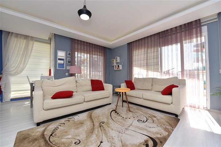 شقة تصميم غرفتين وصالة - مع الاثاث - ضمن مجمع حديث - في افسلار / الانيا 