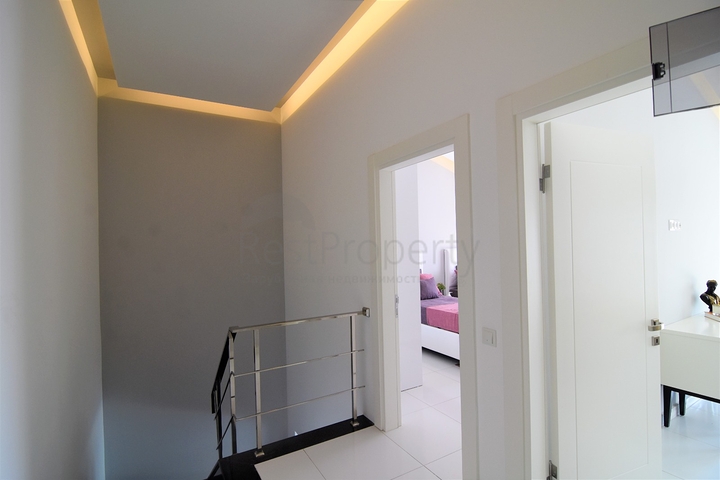 اطلالة بحر - مجمع 5 نجوم - دوبلكس 2 غرفة وصالة - في كارجي جاك / الانيا 