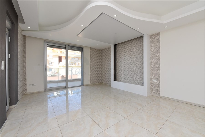 اطلالة بحر - شقة غرفتين وصالة -ضمن مجمع سكني / مهموتلار / الانيا 