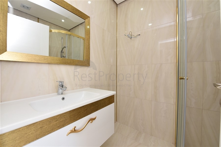 اطلالة بحر - شقة غرفتين وصالة -ضمن مجمع سكني / مهموتلار / الانيا 