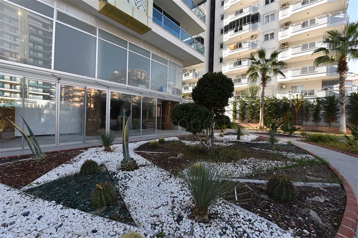 اطلالة بحر - شقة غرفتين وصالة -ضمن مجمع سكني / مهموتلار / الانيا 