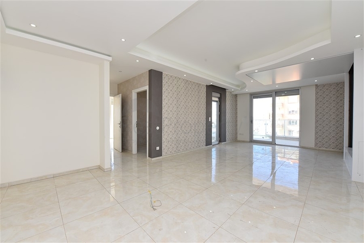 اطلالة بحر - شقة غرفتين وصالة -ضمن مجمع سكني / مهموتلار / الانيا 