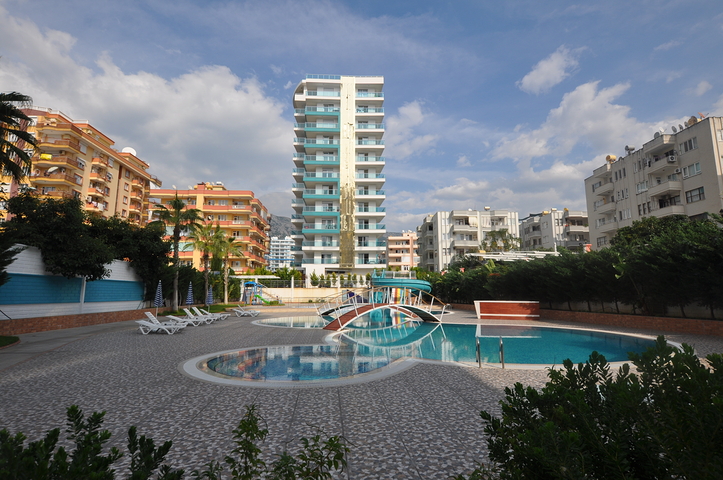 اطلالة بحر - شقة غرفتين وصالة -ضمن مجمع سكني / مهموتلار / الانيا 