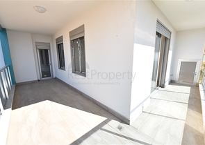 اطلالة بحر - شقة غرفتين وصالة -ضمن مجمع سكني / مهموتلار / الانيا 