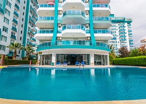 سعر منافس - شقة مؤثثة -طابق مرتفع - ضمن مجمع سكني في مهموتلار / الانيا 